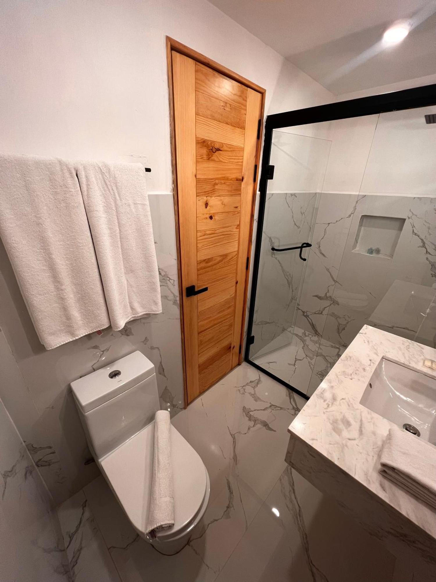 Hotel Atia Guadalajara Eksteriør bilde